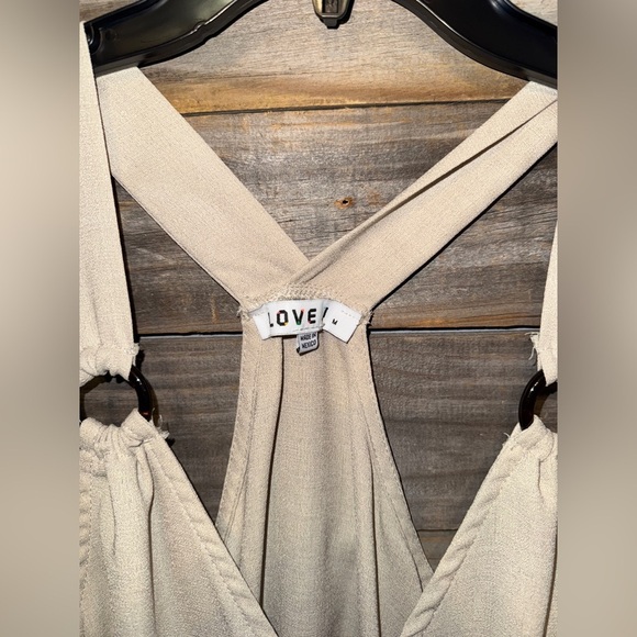 Love J- women’s tank top- size M - tan- v neck - Picture 3 of 3